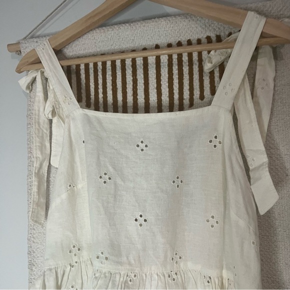Madewell Rosalie Tie-Strap Top in Geo Eyelet - Picture 3 of 7
